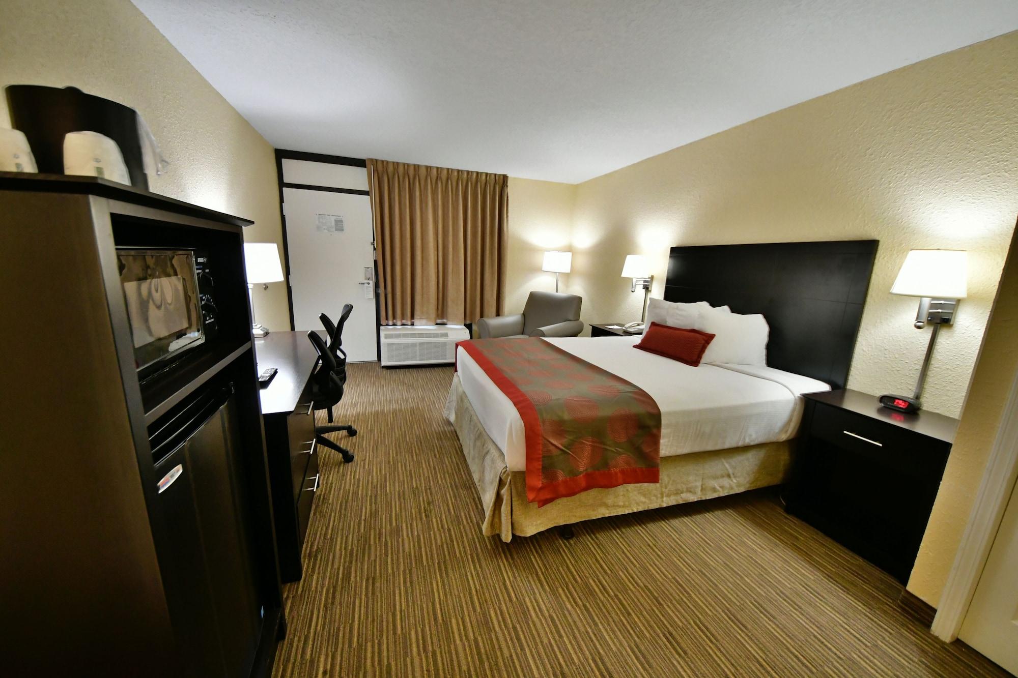 Ramada By Wyndham Jacksonville Hotel & Conference Center מראה חיצוני תמונה
