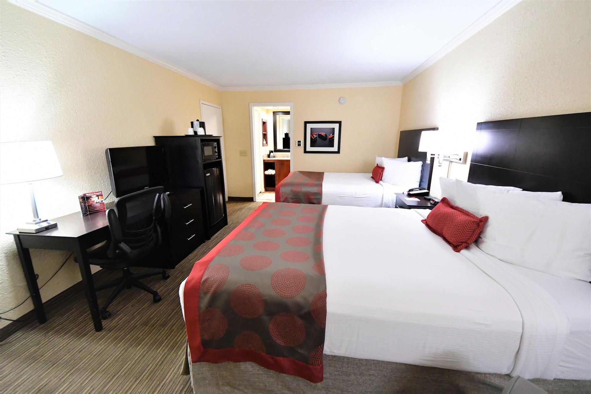 Ramada By Wyndham Jacksonville Hotel & Conference Center מראה חיצוני תמונה