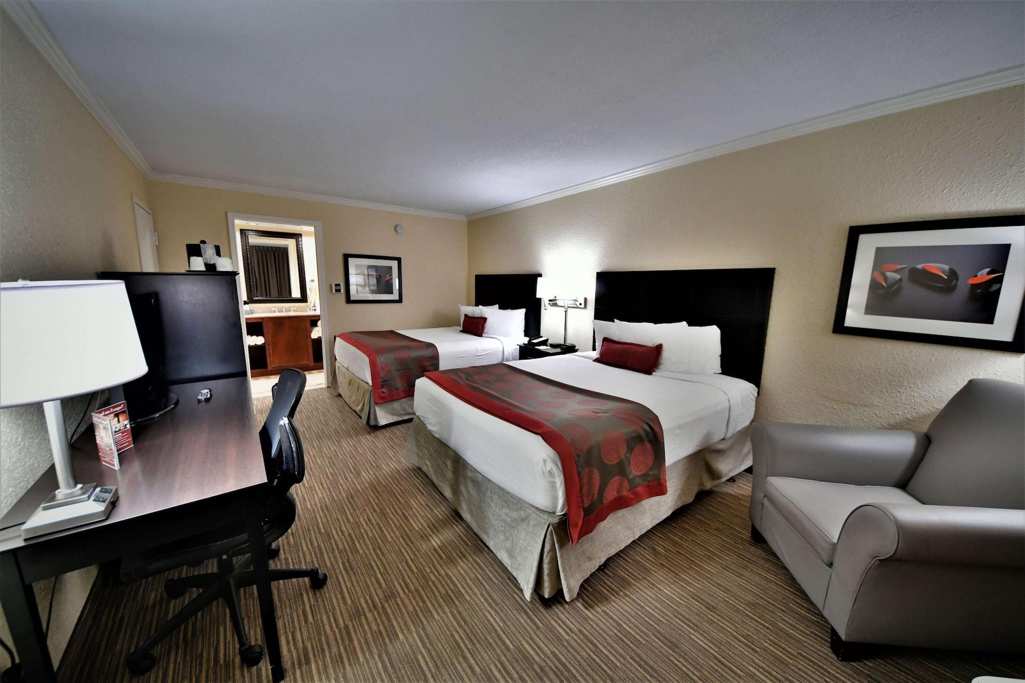 Ramada By Wyndham Jacksonville Hotel & Conference Center מראה חיצוני תמונה