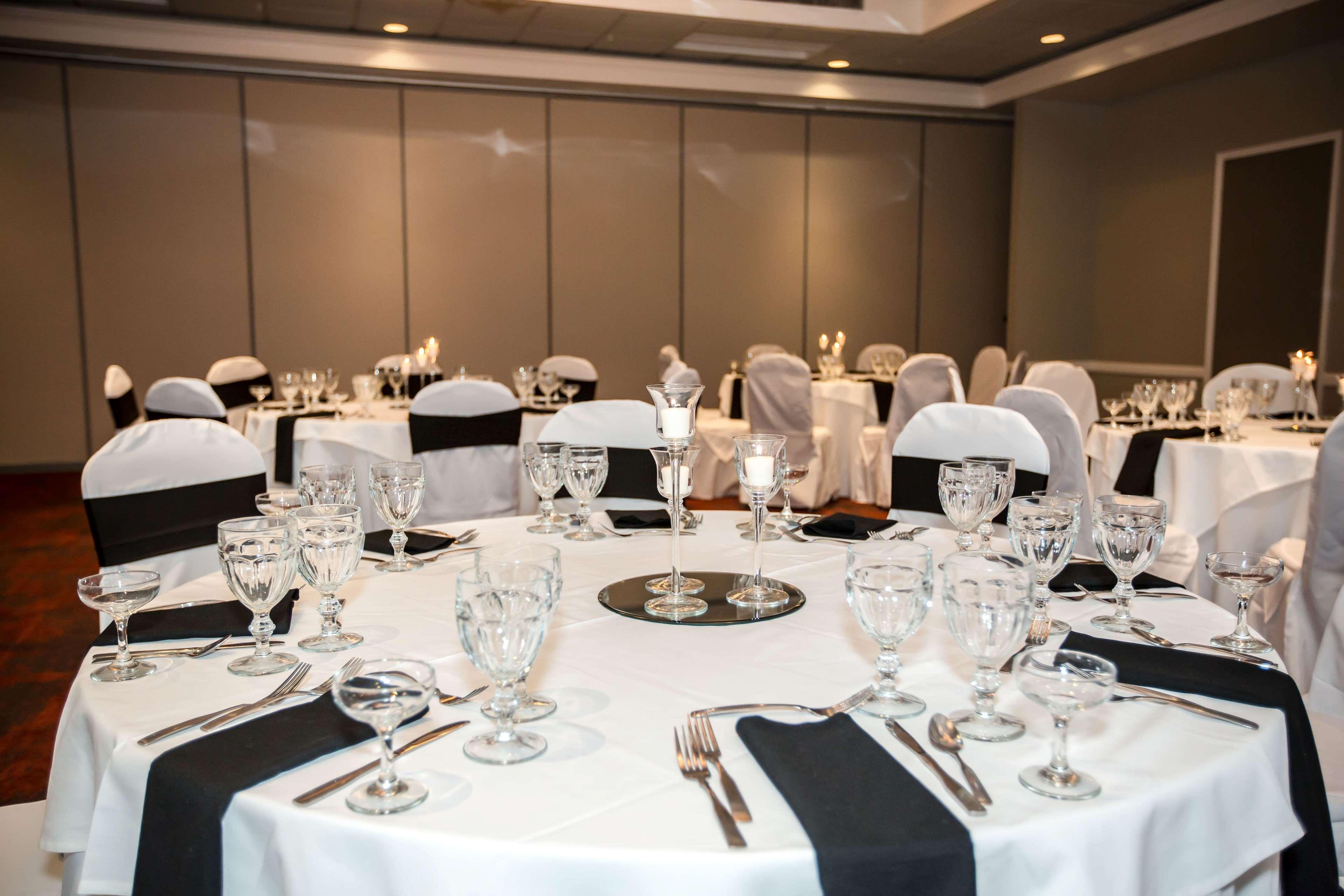 Ramada By Wyndham Jacksonville Hotel & Conference Center מראה חיצוני תמונה