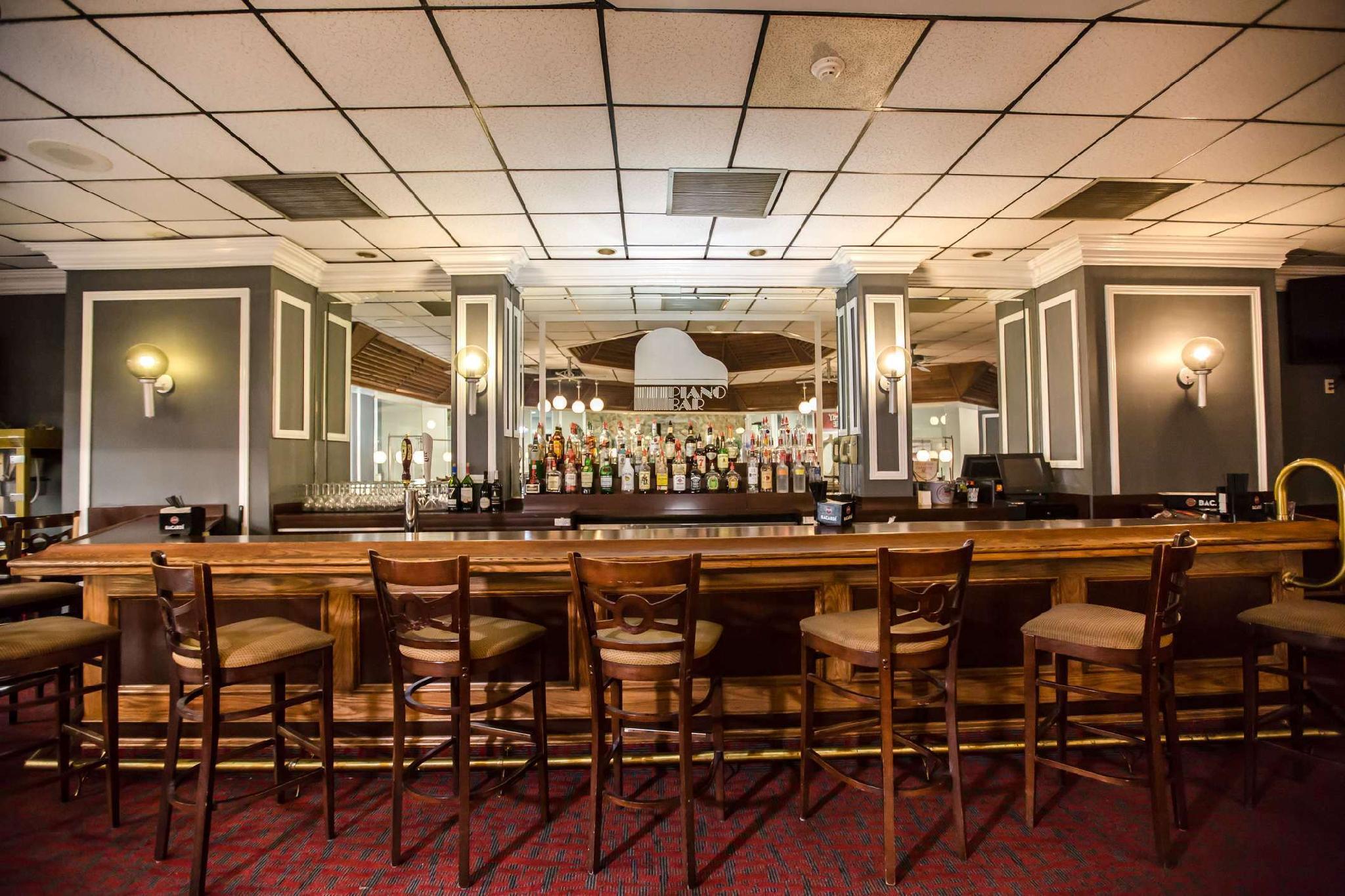 Ramada By Wyndham Jacksonville Hotel & Conference Center מראה חיצוני תמונה
