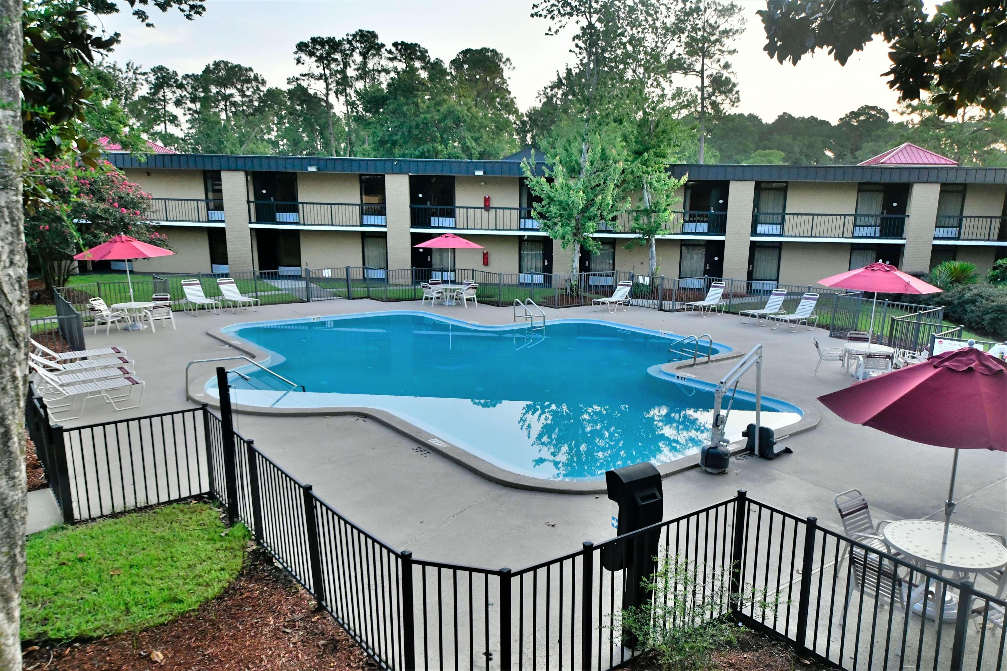 Ramada By Wyndham Jacksonville Hotel & Conference Center מראה חיצוני תמונה